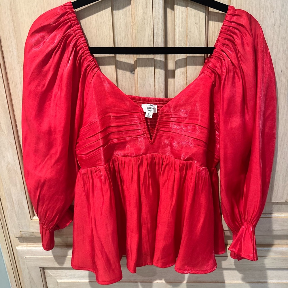 Entro Scarlet Puff Sleeve Blouse